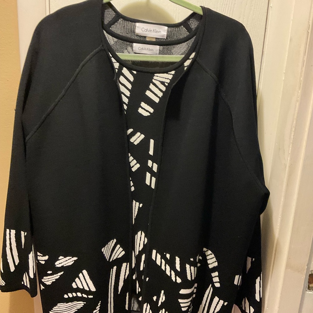 2 piece black and white sweater set
